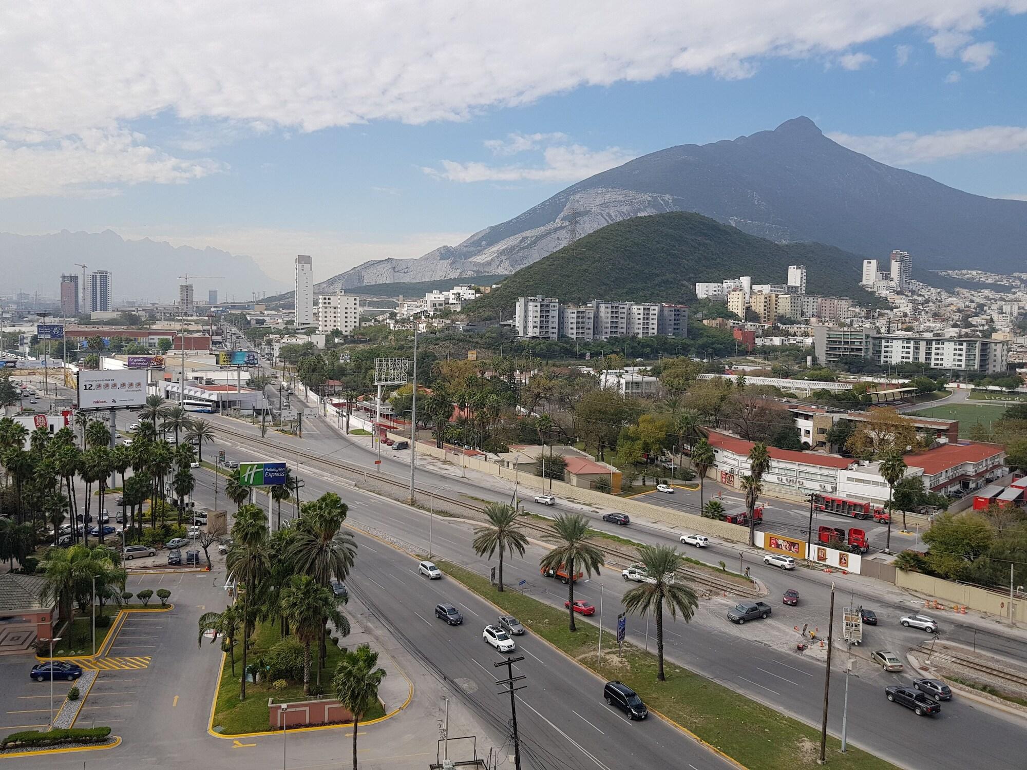 Courtyard Monterrey San Jeronimo Hotell Exteriör bild