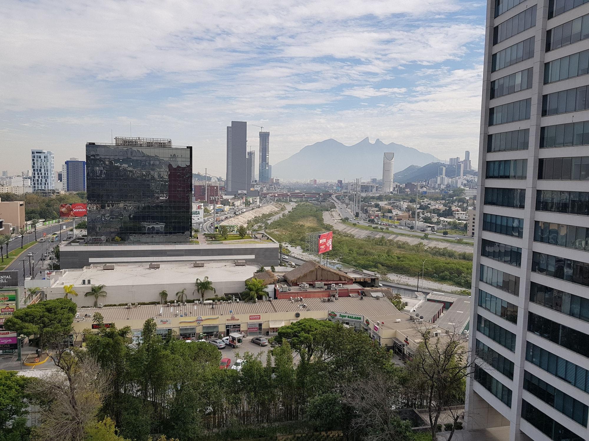 Courtyard Monterrey San Jeronimo Hotell Exteriör bild